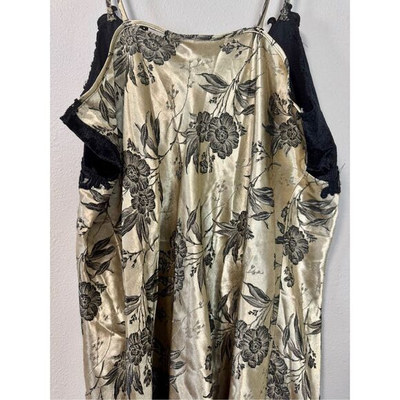 Dentelle Satin Babydoll Intimate Black and Gold Chemise Slip Dress - Picture 5 of 15